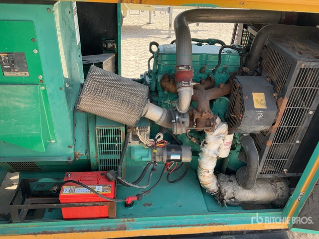Generator set 2005 Cummins C1105D5 100 kVA Skid-Mounted Generator Set: picture 6