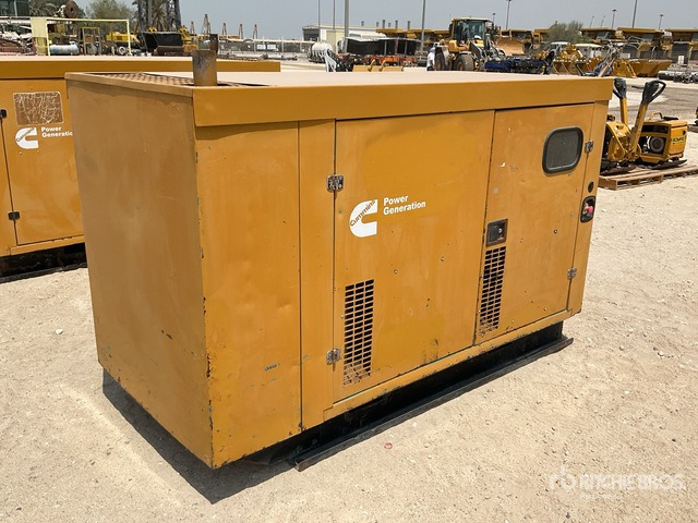 2005 Cummins C1105D5 100 kVA Skid-Mounted Generator Set - Generator set: picture 3 2005 Cummins C1105D5 100 kVA Skid-Mounted Generator Set - Generator set: picture 3