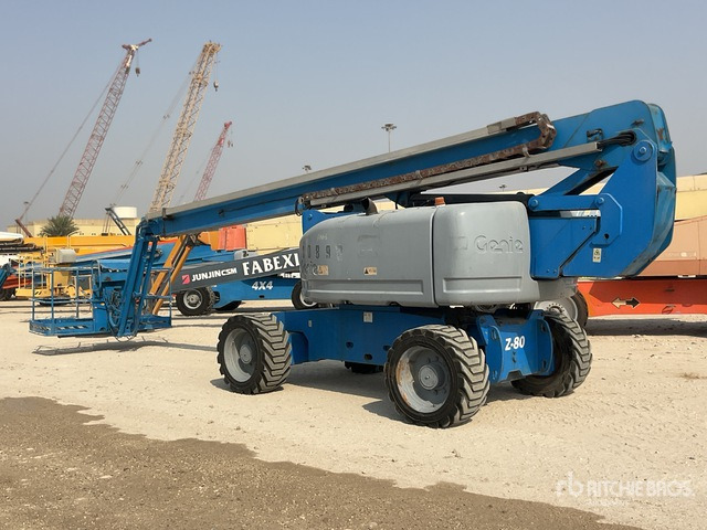 2007 Genie Z80/60 4WD Diesel Articulating Boom Lift - Articulated boom: picture 3 2007 Genie Z80/60 4WD Diesel Articulating Boom Lift - Articulated boom: picture 3