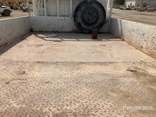 2010 Mitsubishi Canter 4x2 Crew Cab Flatbed Truck - Dropside/ Flatbed truck: picture 5 2010 Mitsubishi Canter 4x2 Crew Cab Flatbed Truck - Dropside/ Flatbed truck: picture 5