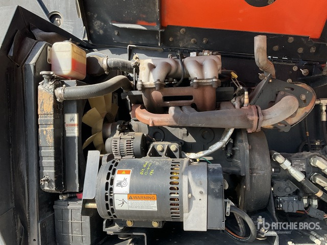 2012 JLG 800S 4WD Gasoline Telescopic Boom Lift - Telescopic boom: picture 5 2012 JLG 800S 4WD Gasoline Telescopic Boom Lift - Telescopic boom: picture 5