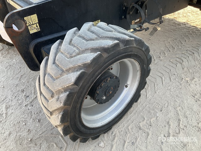 2012 JLG 800S 4WD Gasoline Telescopic Boom Lift - Telescopic boom: picture 4 2012 JLG 800S 4WD Gasoline Telescopic Boom Lift - Telescopic boom: picture 4