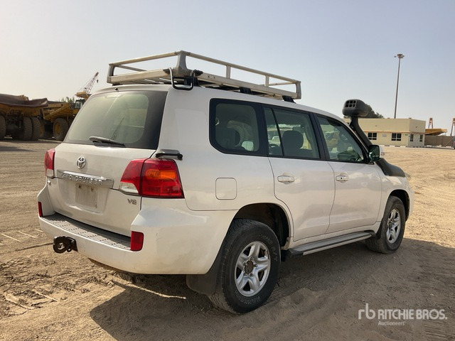2012 Toyota Land Cruiser GX 200L 4x4 SUV - SUV: picture 3 2012 Toyota Land Cruiser GX 200L 4x4 SUV - SUV: picture 3