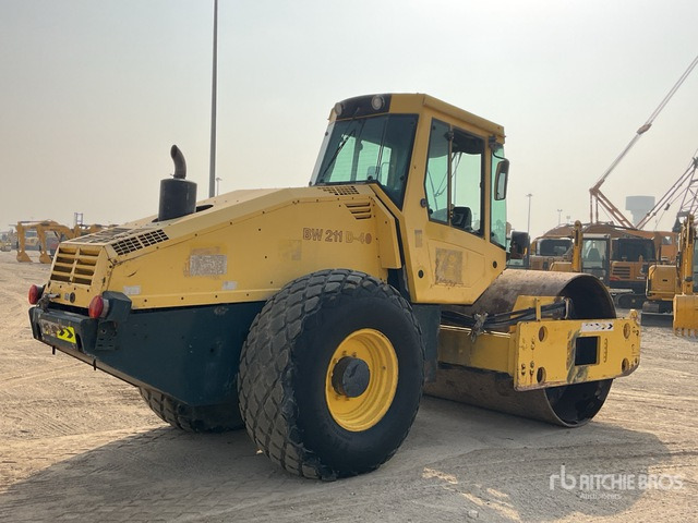 2013 Bomag BW211D-40 - Compactor: picture 3 2013 Bomag BW211D-40 - Compactor: picture 3