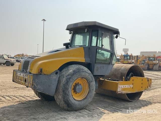 2014 Dynapac CA250D - Compactor: picture 4 2014 Dynapac CA250D - Compactor: picture 4