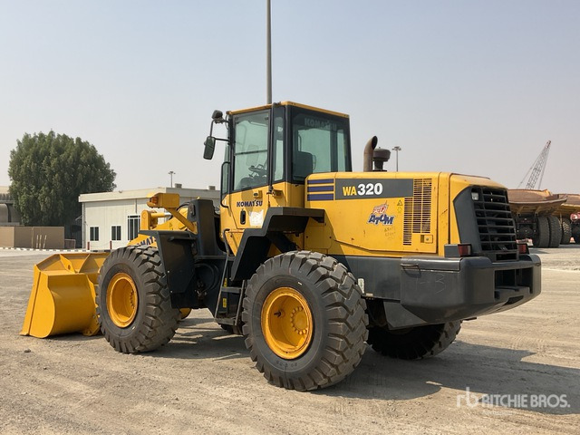 2014 Komatsu WA320-5 - Wheel loader: picture 3 2014 Komatsu WA320-5 - Wheel loader: picture 3