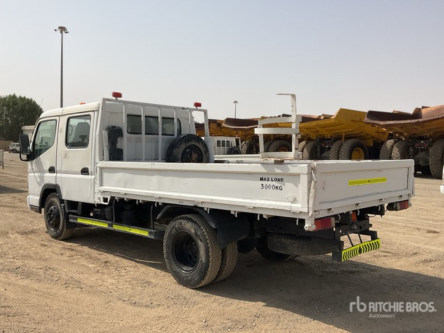 2014 Mitsubishi 4x2 Crew Cab Flatbed Truck - Dropside/ Flatbed truck: picture 3 2014 Mitsubishi 4x2 Crew Cab Flatbed Truck - Dropside/ Flatbed truck: picture 3