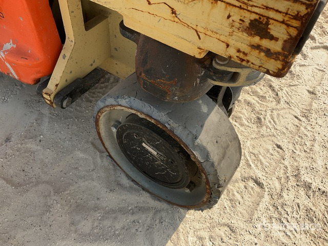 2016 JLG 1930 ES Electric Scissor Lift - Scissor lift: picture 4 2016 JLG 1930 ES Electric Scissor Lift - Scissor lift: picture 4