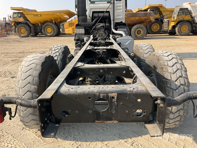 Cab chassis truck 2016 MAN TGS33.360 6x6 Cab and Chassis: picture 6 Cab chassis truck 2016 MAN TGS33.360 6x6 Cab and Chassis: picture 6