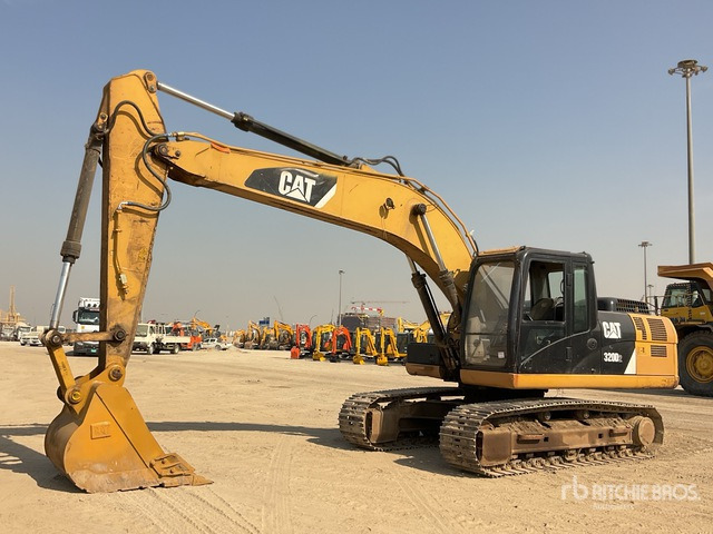 2017 Cat 320D2 Tracked Excavator - Crawler excavator: picture 1 2017 Cat 320D2 Tracked Excavator - Crawler excavator: picture 1
