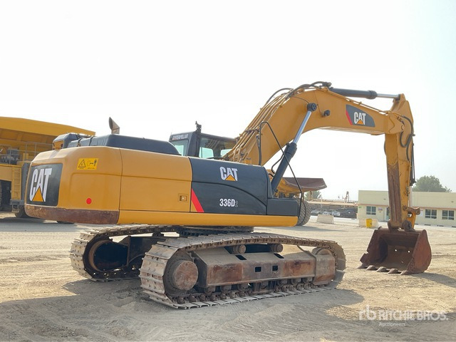 2017 Cat 336D2 - Crawler excavator: picture 3 2017 Cat 336D2 - Crawler excavator: picture 3