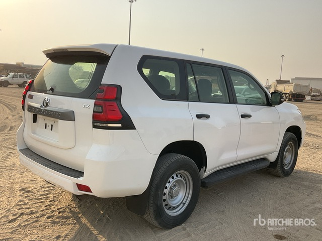 2018 Toyota Prado TX 150L 4x4 SUV - SUV: picture 3 2018 Toyota Prado TX 150L 4x4 SUV - SUV: picture 3