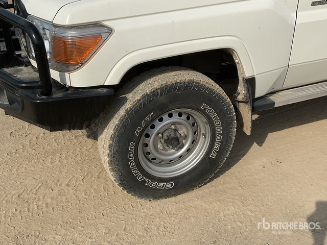 2021 Toyota Land Cruiser 76L 4x4 SUV - SUV: picture 5 2021 Toyota Land Cruiser 76L 4x4 SUV - SUV: picture 5