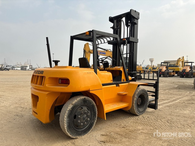 Hyundai HDF80-III Forklift - Diesel forklift: picture 3 Hyundai HDF80-III Forklift - Diesel forklift: picture 3