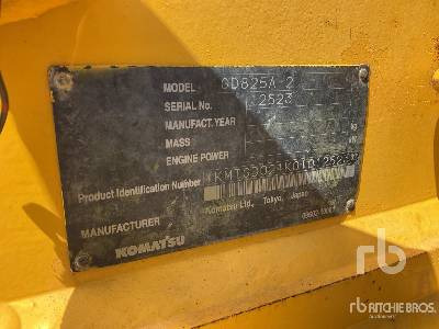 KOMATSU GD825A-2 - Grader: picture 5 KOMATSU GD825A-2 - Grader: picture 5