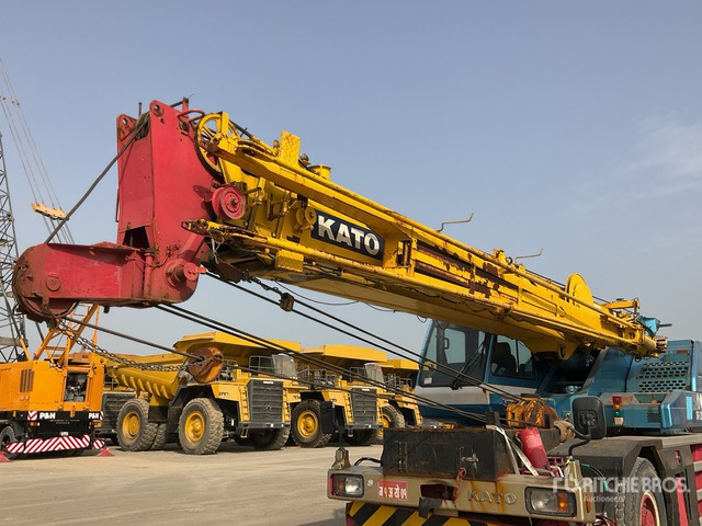 Rough terrain crane Kato KR25H: picture 6