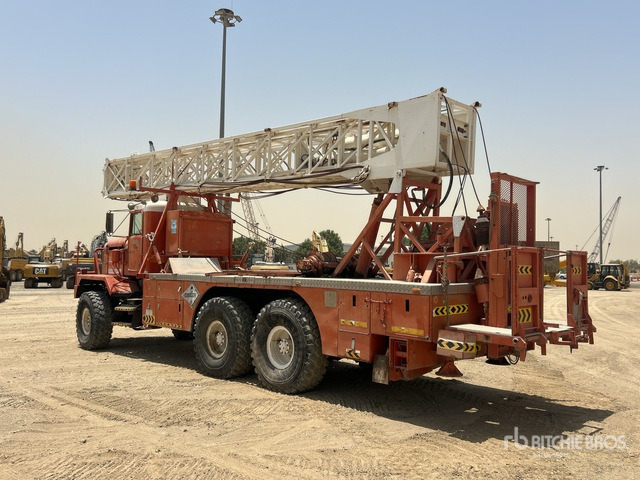 Kenworth - Mobile crane: picture 3 Kenworth - Mobile crane: picture 3