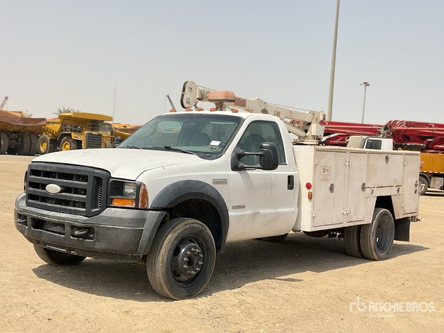 2006 Ford F550XL SUPER DUTY 4x2 Service Truck - Municipal/ Special vehicle: picture 2 2006 Ford F550XL SUPER DUTY 4x2 Service Truck - Municipal/ Special vehicle: picture 2