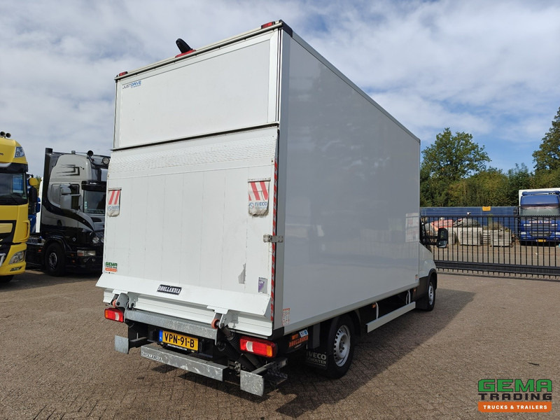 Iveco 35S18 Hi-Matic 4x2 Dagcab Euro6E - Gesloten Bak 4.2M - Laadklep 1000KG - Navi - 03/2026 APK - Box van: picture 4 Iveco 35S18 Hi-Matic 4x2 Dagcab Euro6E - Gesloten Bak 4.2M - Laadklep 1000KG - Navi - 03/2026 APK - Box van: picture 4