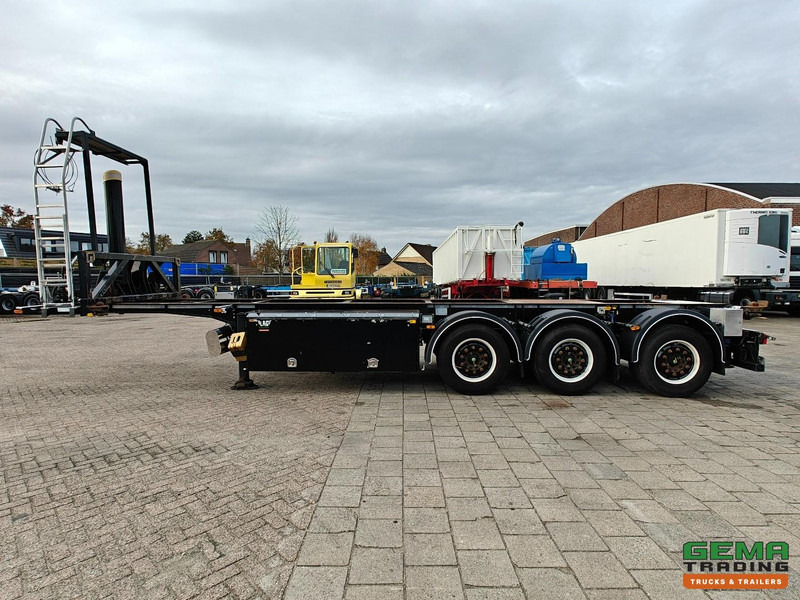 Container transporter/ Swap body semi-trailer LAG O-3-CC 3 Assen MB -  30FT Kiepchassis - Rotary Feeder - Koeler - 5490KG: picture 17