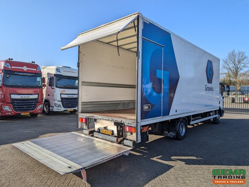 MAN TGL 12.220 4x2 Dagcab Euro6B - Geslotenbak 7.2m + Laadklep 1500KG - Zij deur- 09/2025APK - Box truck: picture 3 MAN TGL 12.220 4x2 Dagcab Euro6B - Geslotenbak 7.2m + Laadklep 1500KG - Zij deur- 09/2025APK - Box truck: picture 3