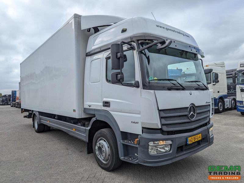 Mercedes-Benz Atego 1321 4x2 Slaapcab Euro6A - Geslotenbak 7.58m + Laadklep 1500kg 10/2025APK - Box truck: picture 4 Mercedes-Benz Atego 1321 4x2 Slaapcab Euro6A - Geslotenbak 7.58m + Laadklep 1500kg 10/2025APK - Box truck: picture 4
