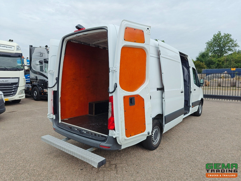 Mercedes-Benz Sprinter 314 CDI L3H2 - Euro6ZF - Automaat - Navigatie - Camera - 01/2026APK - Panel van: picture 2 Mercedes-Benz Sprinter 314 CDI L3H2 - Euro6ZF - Automaat - Navigatie - Camera - 01/2026APK - Panel van: picture 2