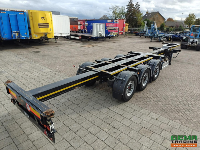 Pacton TXC343 3-Assen SAF - Schijfremmen - LiftAs - VasteKop - Alle Aansluitingen - 4740KG - Container transporter/ Swap body semi-trailer: picture 3 Pacton TXC343 3-Assen SAF - Schijfremmen - LiftAs - VasteKop - Alle Aansluitingen - 4740KG - Container transporter/ Swap body semi-trailer: picture 3
