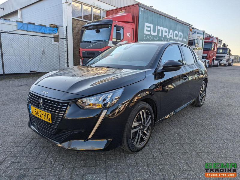 Peugeot 208 1.2 PureTech Active Pack - 67000km - Handgeschakeld - Navi - LMV - Carplay - 05/2026APK - Hatchback: picture 1 Peugeot 208 1.2 PureTech Active Pack - 67000km - Handgeschakeld - Navi - LMV - Carplay - 05/2026APK - Hatchback: picture 1