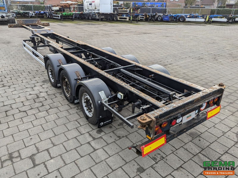 Renders ROC 12.27 CC 3-Assen MB - Schijfremmen - Achterschuiver - 40/45FT - Container transporter/ Swap body semi-trailer: picture 2 Renders ROC 12.27 CC 3-Assen MB - Schijfremmen - Achterschuiver - 40/45FT - Container transporter/ Swap body semi-trailer: picture 2