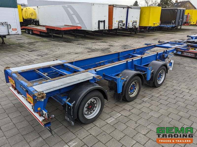Renders ROC16.27 3-Assen SAF Schijfremmen - X-Steering - 30FT - Container transporter/ Swap body semi-trailer: picture 1 Renders ROC16.27 3-Assen SAF Schijfremmen - X-Steering - 30FT - Container transporter/ Swap body semi-trailer: picture 1