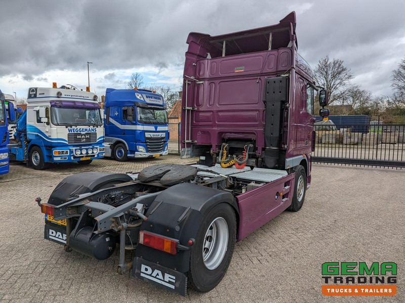 DAF FT XF105.410 4x2 Euro5 FT XF105.410 4x2 SpaceCab Euro5 - Side Skirts - Spare Wheel - Original Holland truck (T1333) - Tractor unit: picture 3 DAF FT XF105.410 4x2 Euro5 FT XF105.410 4x2 SpaceCab Euro5 - Side Skirts - Spare Wheel - Original Holland truck (T1333) - Tractor unit: picture 3