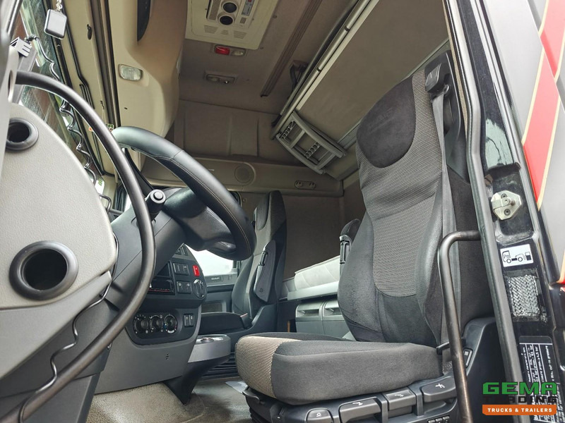 DAF FT XF460 4x2 Superspacecab Euro6A - Retarder - Dubbele Tanks - StandAirco - SMARTTacho V2 - Tractor unit: picture 5 DAF FT XF460 4x2 Superspacecab Euro6A - Retarder - Dubbele Tanks - StandAirco - SMARTTacho V2 - Tractor unit: picture 5