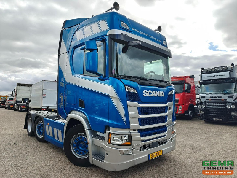 Scania R450 6x2/4 Highline Euro6C - 66T - Hydrauliek - Vollucht - SMARTTacho V2 - 06/2026 APK - Tractor unit: picture 2 Scania R450 6x2/4 Highline Euro6C - 66T - Hydrauliek - Vollucht - SMARTTacho V2 - 06/2026 APK - Tractor unit: picture 2
