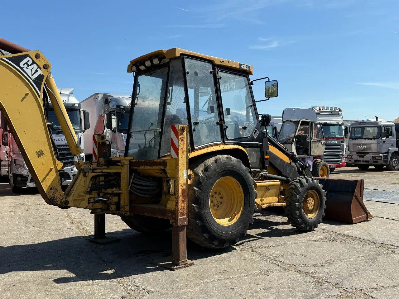 CAT 438C 4X4 Backhoe Loader - Backhoe loader: picture 5 CAT 438C 4X4 Backhoe Loader - Backhoe loader: picture 5