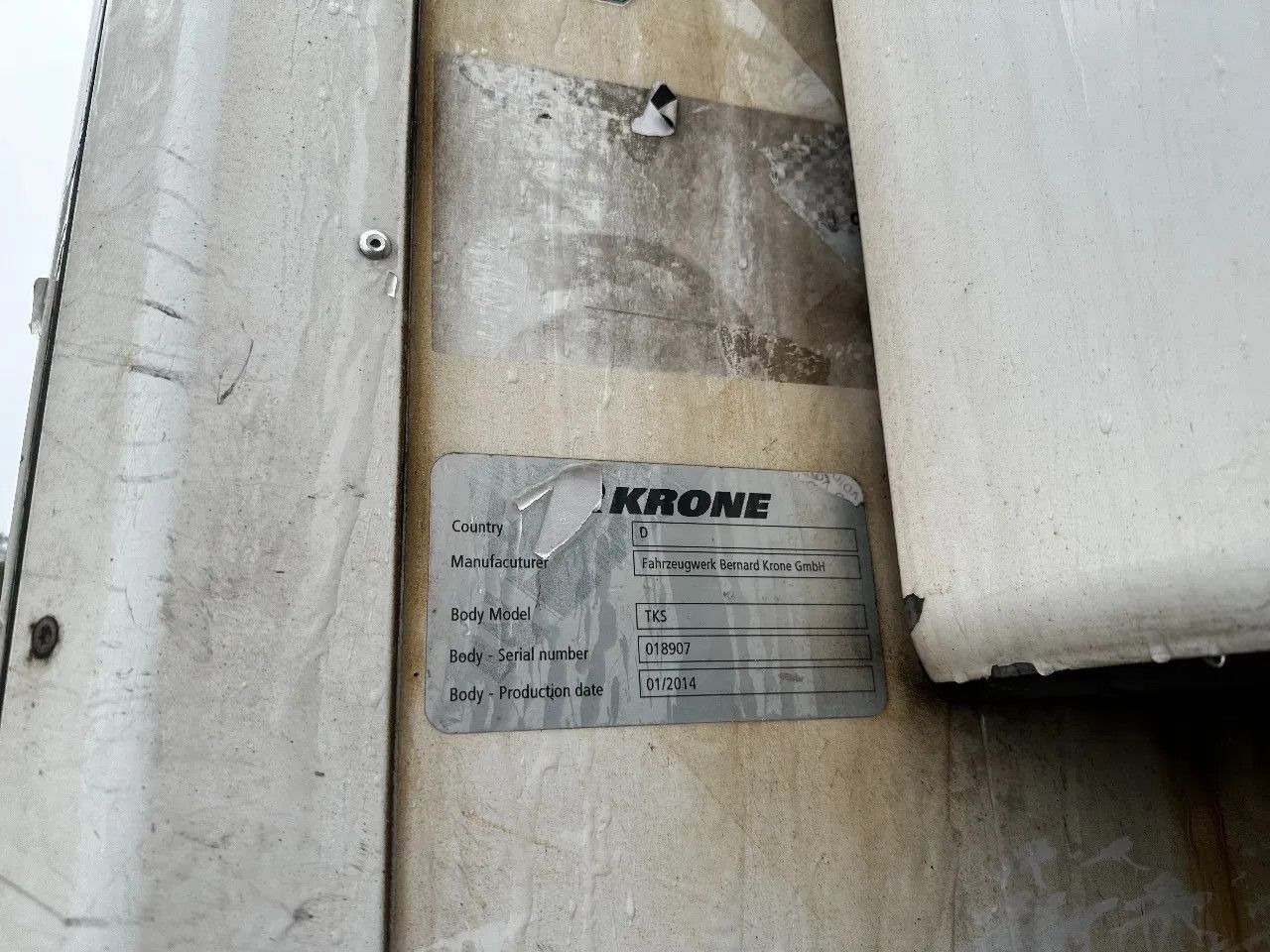 Krone 3 Axle FRIGO Thermoking SLXe trailer H265cm Krone 3 Axle FRIGO Thermoking SLXe trailer H265cm - Refrigerator semi-trailer: picture 4 Krone 3 Axle FRIGO Thermoking SLXe trailer H265cm Krone 3 Axle FRIGO Thermoking SLXe trailer H265cm - Refrigerator semi-trailer: picture 4
