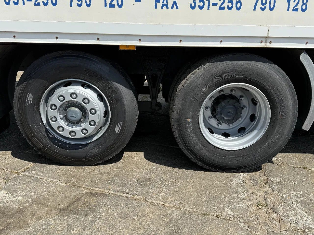 Mercedes-Benz Actros 2536 V6 6X2 Closed Box Spring/Air EPS Man - Box truck: picture 5 Mercedes-Benz Actros 2536 V6 6X2 Closed Box Spring/Air EPS Man - Box truck: picture 5