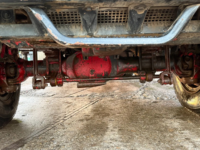 Dropside/ Flatbed truck, Crane truck Mercedes-Benz SK 2635 V8 6X6 Chassis Spring/spring ZF Man Gear OM442: picture 11