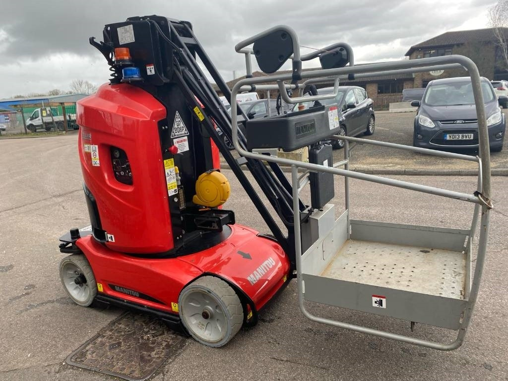 Manitou 100 VJR - Vertical mast lift: picture 2 Manitou 100 VJR - Vertical mast lift: picture 2