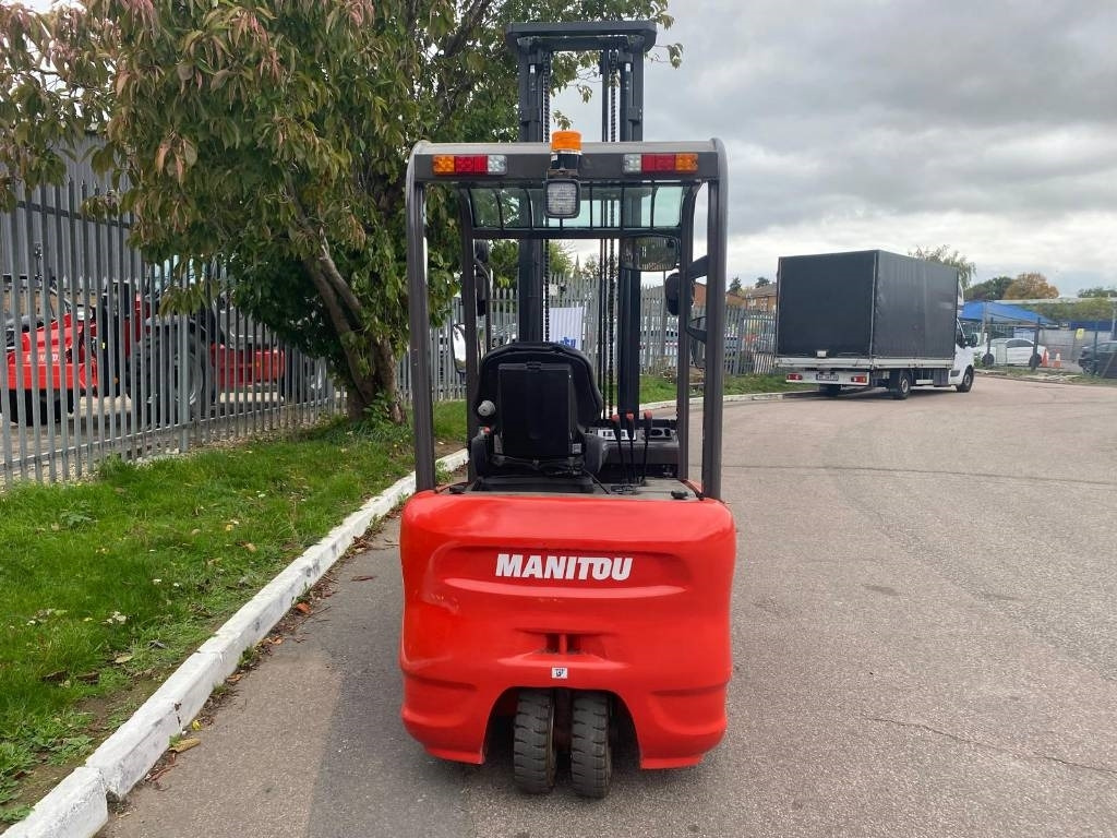 Manitou ME 316 - Electric forklift: picture 2 Manitou ME 316 - Electric forklift: picture 2