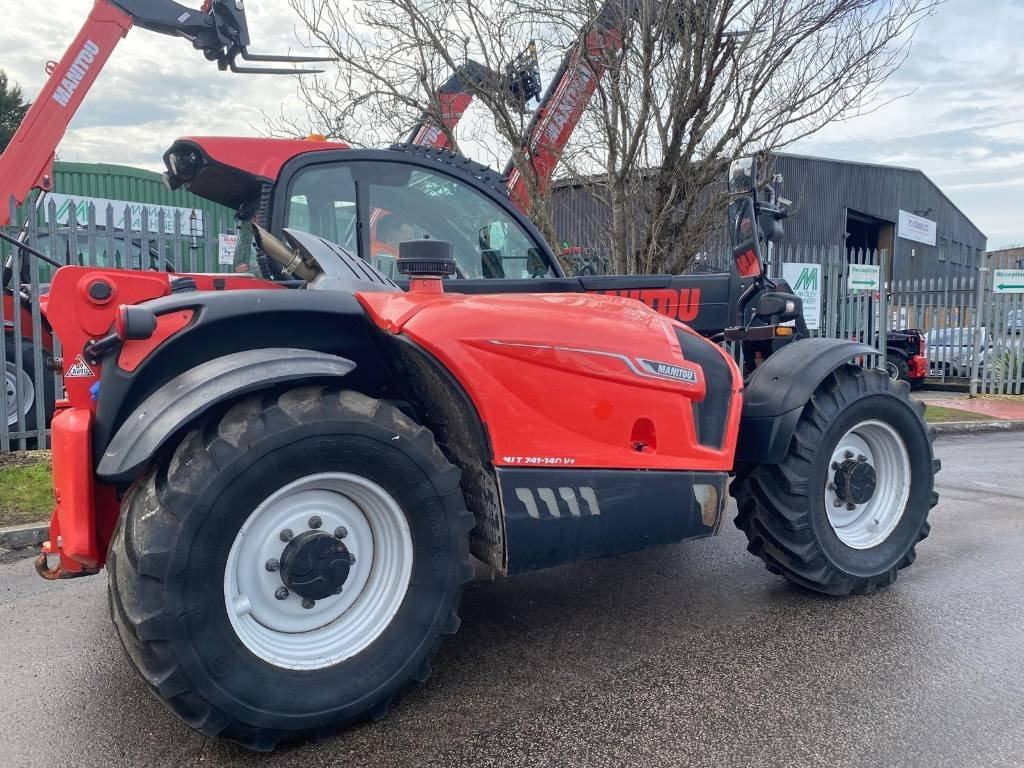 Manitou MLT 741-140V+ - Telescopic handler: picture 2 Manitou MLT 741-140V+ - Telescopic handler: picture 2