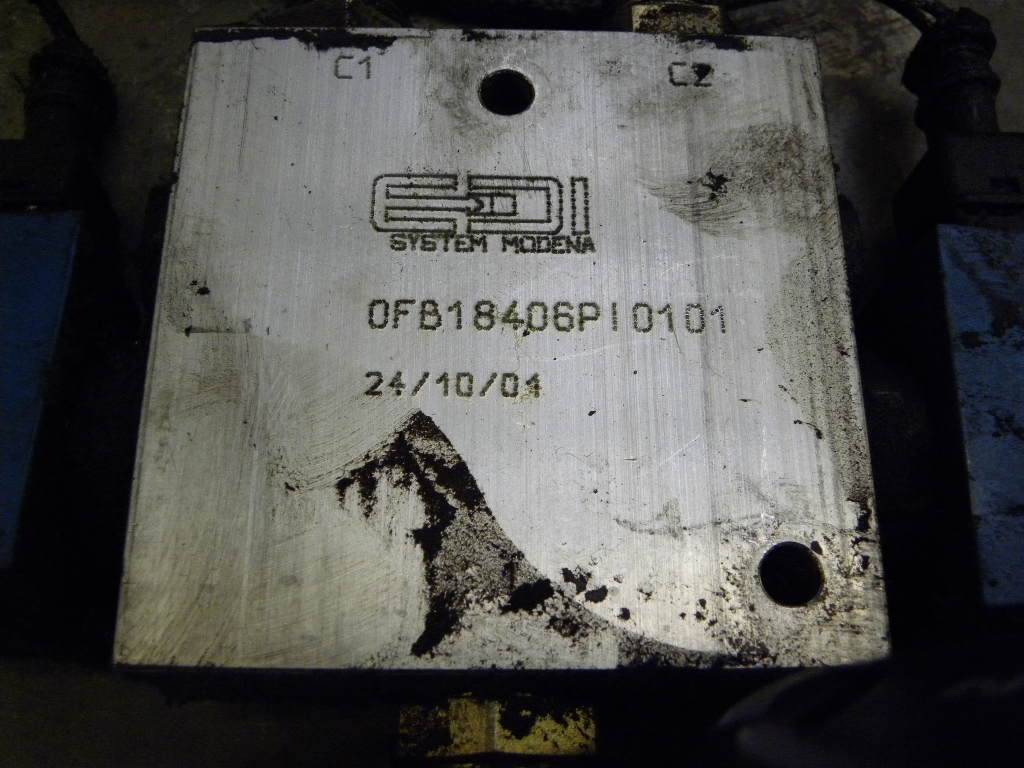 Control valve for Om Pimespo TSX20 - Hydraulic valve for Material handling equipment: picture 3 Control valve for Om Pimespo TSX20 - Hydraulic valve for Material handling equipment: picture 3