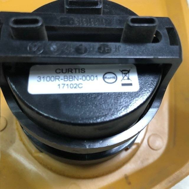 Cover for Caterpillar NPV20N2 - Body and exterior for Material handling equipment: picture 4 Cover for Caterpillar NPV20N2 - Body and exterior for Material handling equipment: picture 4