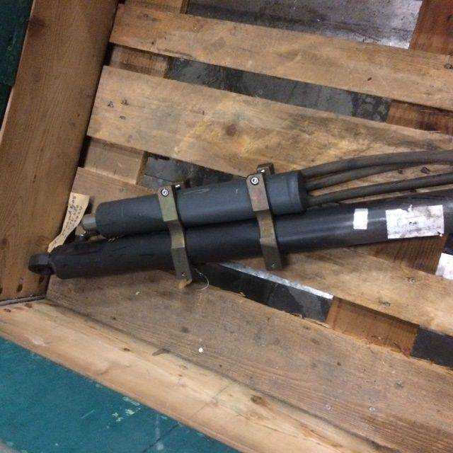 Cylinder, Shift for Jungheinrich ETV320 - Hydraulic cylinder for Material handling equipment: picture 3 Cylinder, Shift for Jungheinrich ETV320 - Hydraulic cylinder for Material handling equipment: picture 3