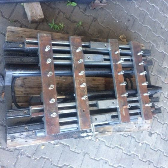 Double Pallet Handler with separate side shift - Forks for Material handling equipment: picture 1 Double Pallet Handler with separate side shift - Forks for Material handling equipment: picture 1