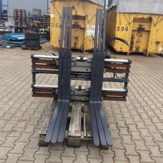 Kaup Triple Pallet Handler - Forks for Material handling equipment: picture 3 Kaup Triple Pallet Handler - Forks for Material handling equipment: picture 3