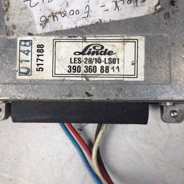 LES-28/10-LS01 Steering controller for Linde /372/ - ECU for Material handling equipment: picture 2 LES-28/10-LS01 Steering controller for Linde /372/ - ECU for Material handling equipment: picture 2