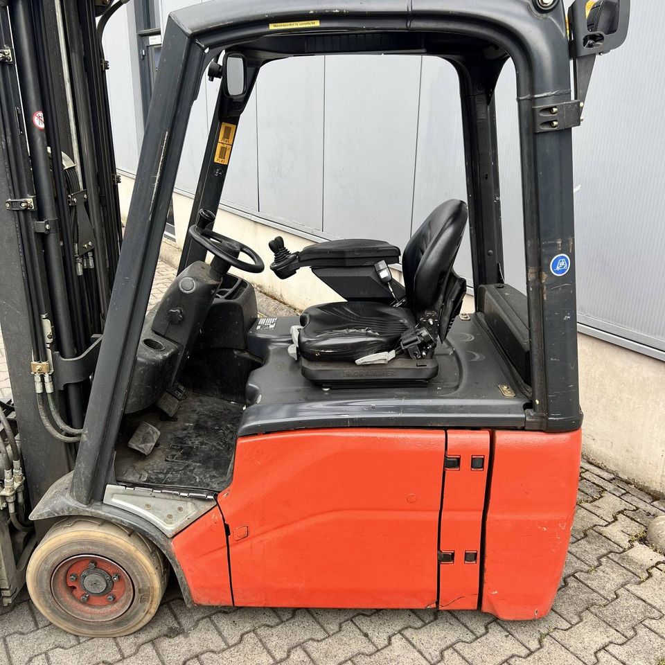 Linde E16 (386) - Electric forklift: picture 2 Linde E16 (386) - Electric forklift: picture 2