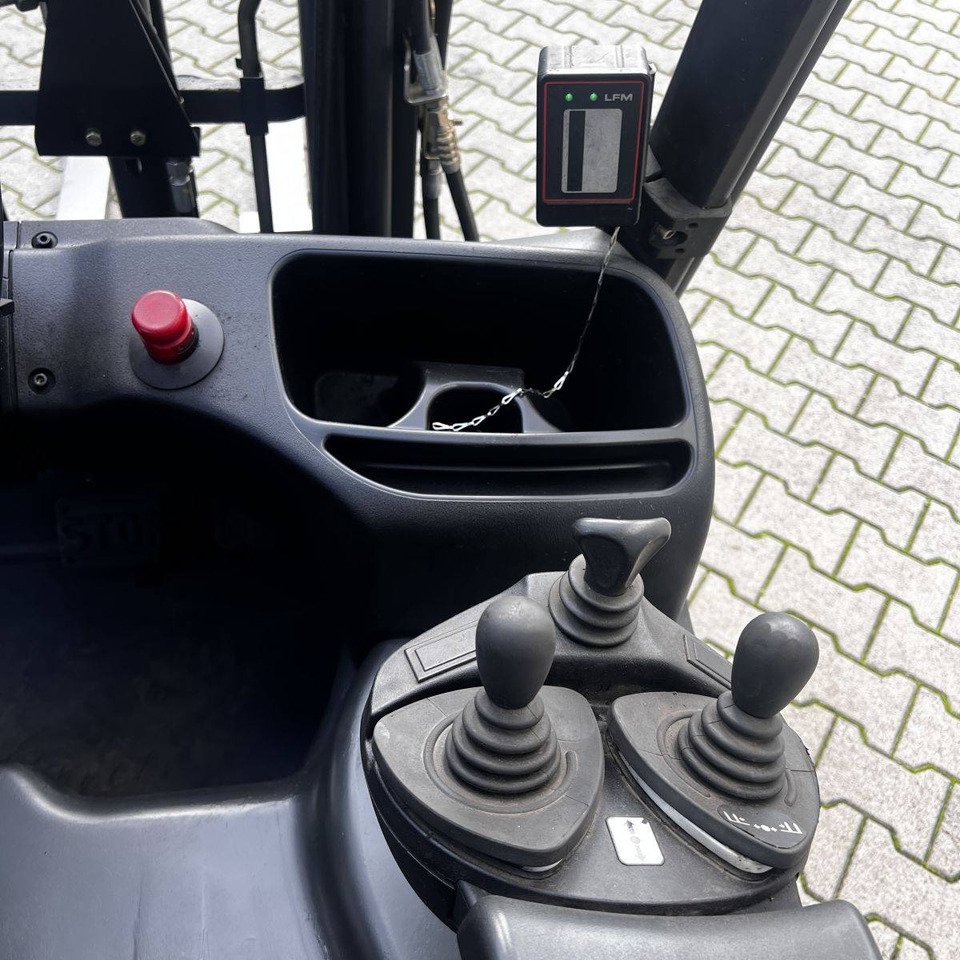 Linde E20L (386) - Electric forklift: picture 5 Linde E20L (386) - Electric forklift: picture 5