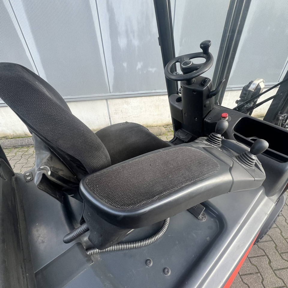 Linde E20PH-02 (386) EVO - Electric forklift: picture 5 Linde E20PH-02 (386) EVO - Electric forklift: picture 5
